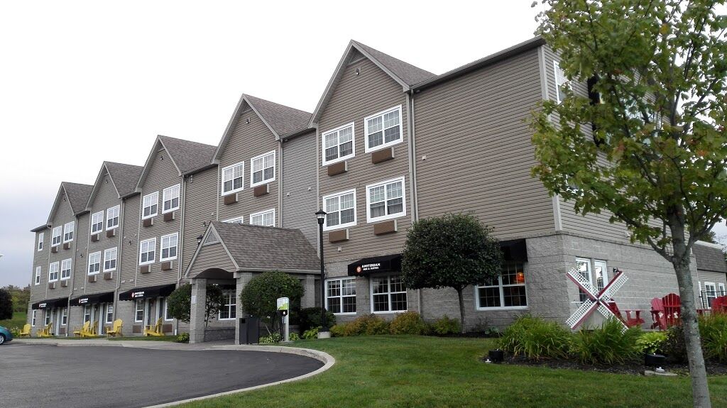Quality Inn & Suites Amsterdam Fredericton Dış mekan fotoğraf